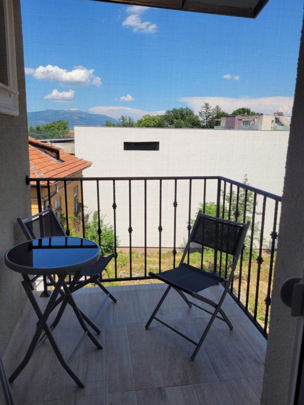 The House - Central Boutique Apartments Kyustendil Exterior photo